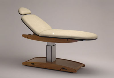 wood massage table,wood couch,wood table,wellness cabin,wellness cabins,wellness furniture,massage beds,wellness products,wellness couches,spa furniture,spa equipment